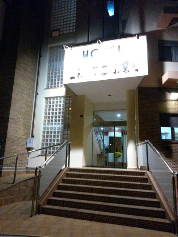 Hotel La Torre Лос Монтесинос Екстериор снимка