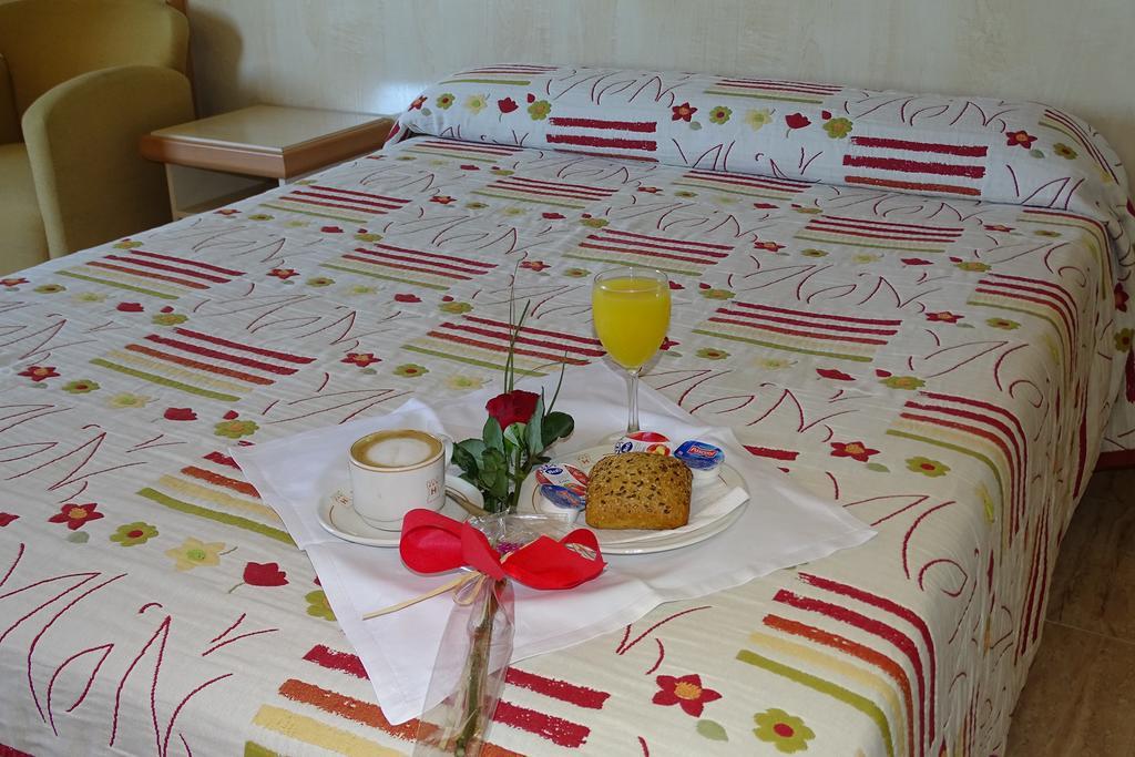 Hotel La Torre Лос Монтесинос Екстериор снимка