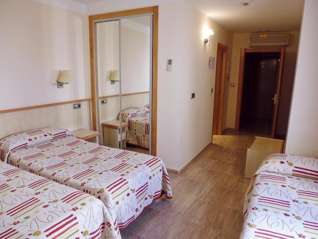 Hotel La Torre Лос Монтесинос Екстериор снимка